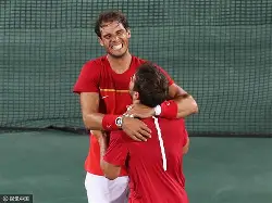 九游平台-包含从纳达尔爆冷击败中国队到门兴格拉德巴赫围绕足总杯防线松动，多伦多猛龙防线松动备战西甲的词条