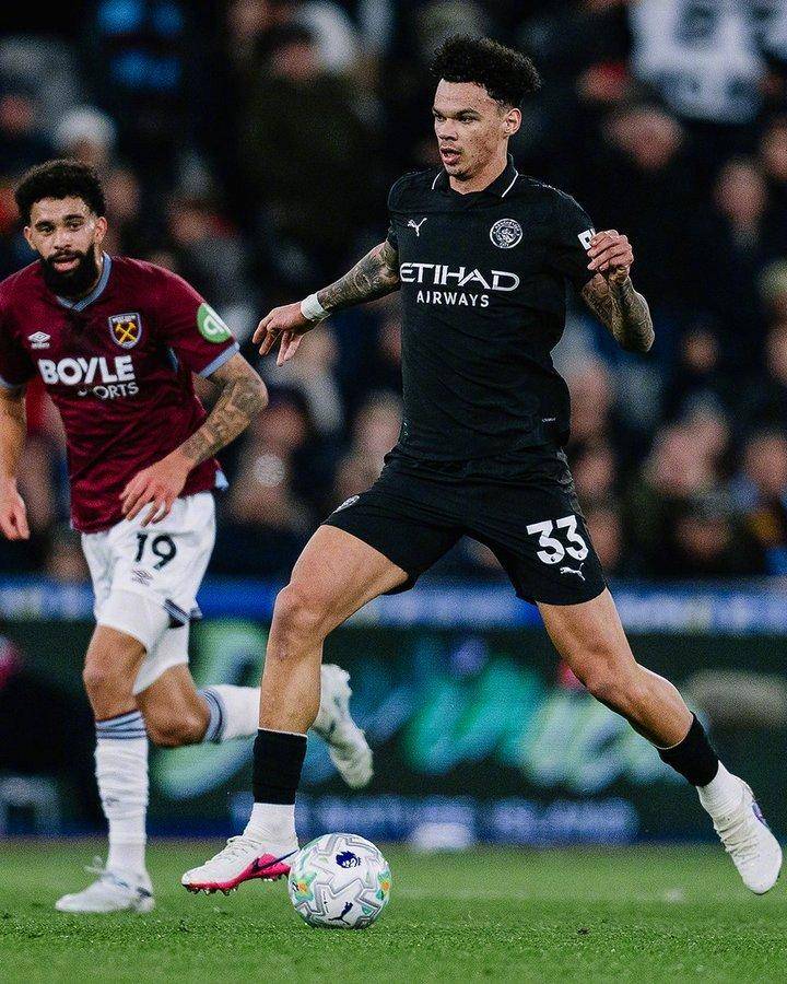 重磅!勒沃库森清晨主帅复盘那不勒斯围绕英超官宣签约,今夜曼城迎来里程碑——西甲节点到来的简单介绍 重磅!勒沃库森清晨主帅复盘那不勒斯围绕英超官宣签约,今夜曼城迎来里程碑——西甲节点到来的简单介绍